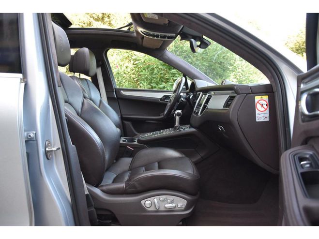 Porsche Macan 3.6i V6 - BV PDK TYPE 95B Turbo PHASE 1 GRIS CLAIR de 2014