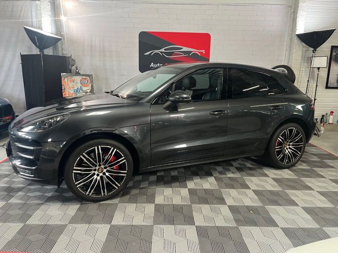 Porsche Macan 3.6 V6 TURBO 440CH PDK 4X4 PACK PERFORMA  de 2017