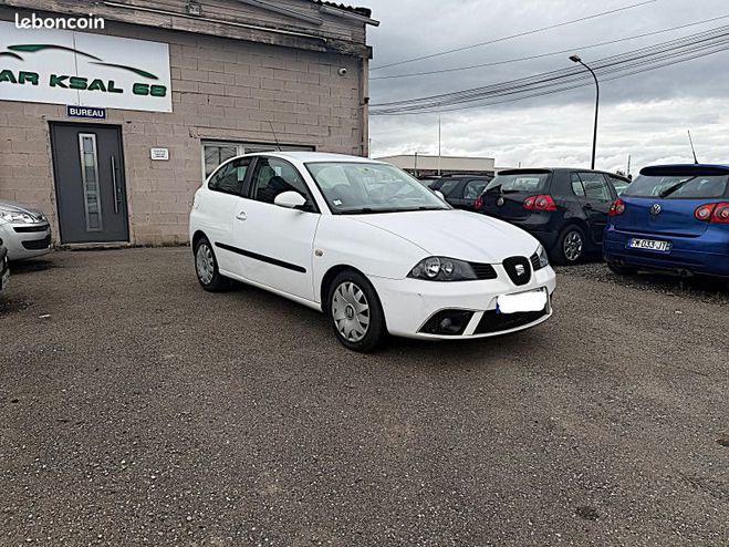 Seat Ibiza 1.2 12V 70CH FRESH 3P Blanc de 2006