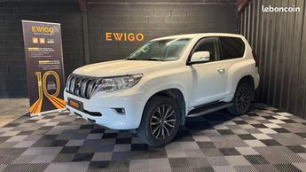  Voir détails -Toyota Land Cruiser 150 2.8 D4D 175 LEGEND 4X4 BVA ATTELAGE à Lavilledieu (07)