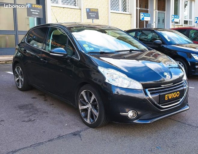 Peugeot 208 1.6 HDI 115CH FELINE TOIT PANO GPS RADAR Noir de 2012