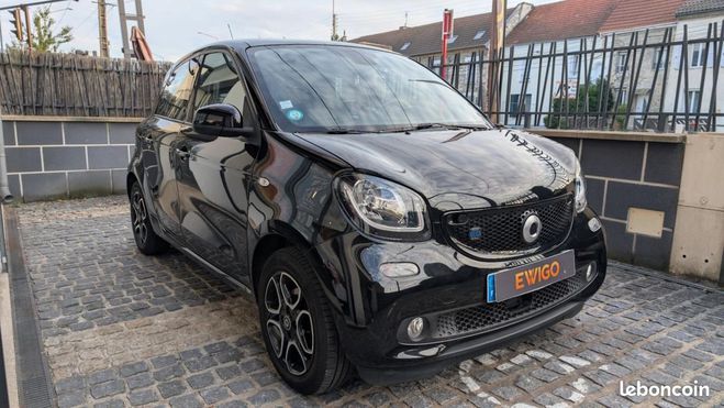 Smart Forfour Smart Forfour EQ ELECTRIC 82ch PRIME TOIT PANORAMIQUE  Noir de 2020