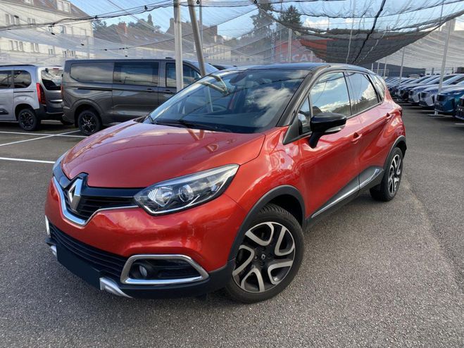 Cliquer pour voir la photo suivante Renault Captur 1.5 Energy dCi 90 Helly Hansen Rouge Flamme de 2015