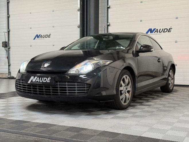 Renault Laguna Coup 2.0 dCi FAP 150 CH Black Edition NOIR de 2011