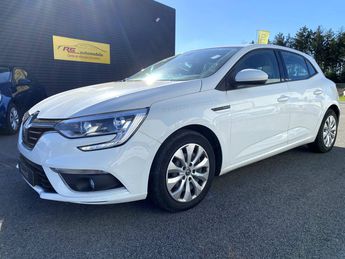  Voir détails -Renault Megane IV (BFB) 1.5 dCi 90ch energy Business à Quimperl (29)