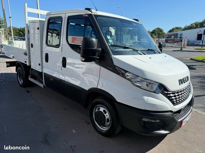 Iveco Daily Benne 35C14 Double cabine   Coffre 6 pla Blanc de 2020