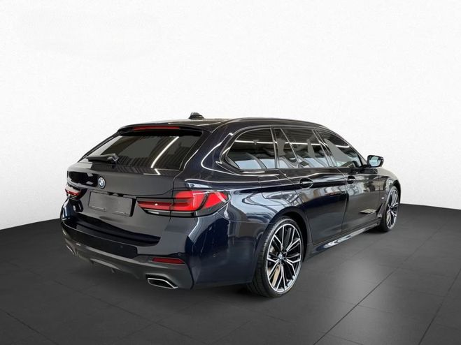 BMW Serie 5 TOURING G31 LCI 540d TwinPower Turbo xDr Noir Carbone de 2022
