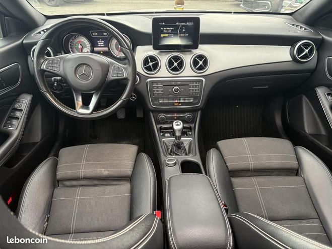 Mercedes Classe C 180 essence Inspiration Suivi Exclusif ( Gris de 2015