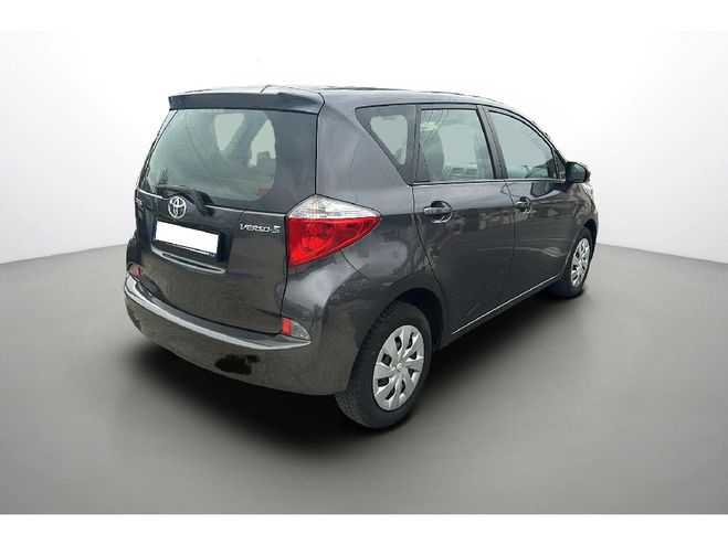 Toyota Verso 100 VVT-i Dynamic BVA Gris fonc de 2012