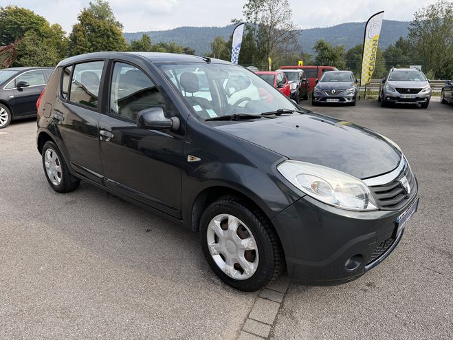 Dacia Sandero Dacia Sandero 1.4 MPI 75CH GPL AMBIANCE GRIS F de 2010