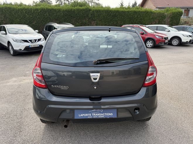 Dacia Sandero Dacia Sandero 1.4 MPI 75CH GPL AMBIANCE GRIS F de 2010