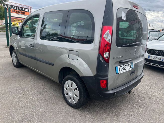 Renault Kangoo II 1.5 DCI 70 AUTHENTIQUE 5 PLACES Marron clair de 2010