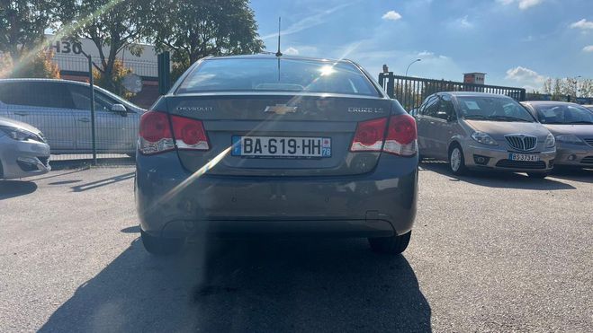 Chevrolet Cruze 1.6 16V 124 LT FIABLE ET FAIBLE KM CERT1 Gris de 2010