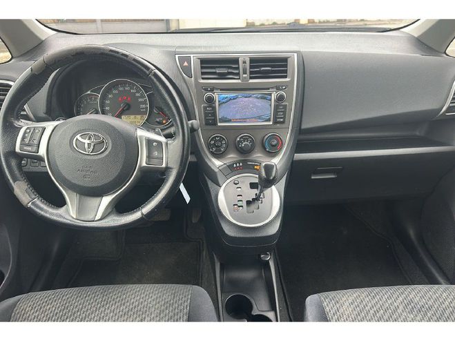 Toyota Verso VERSO-S 100 VVT-i Dynamic BVA Gris Fonc de 2012