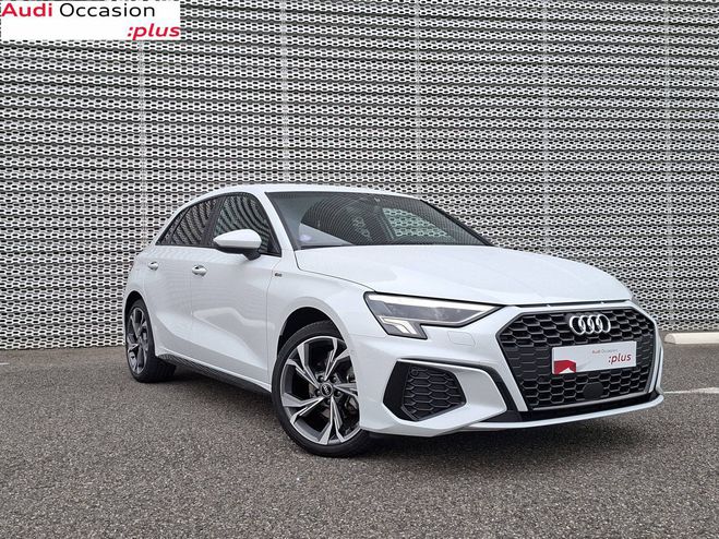 Audi A3 Sportback 35 TFSI Mild Hybrid 150 S tron Blanc de 2022