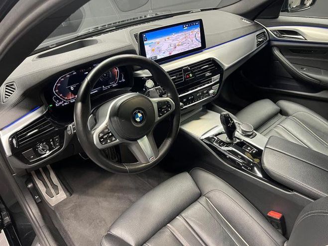 BMW Serie 5 Touring 520dA xDrive 190ch M Sport Stept Saphirschwarz Mtallis de 2022