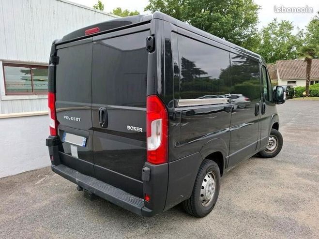 Peugeot Boxer 335 L3H3 2.2 BlueHDi S&S 120ch Asphalt Noir de 2022