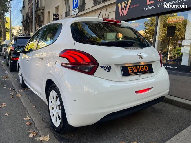 Peugeot 208 GENERATION-I 1.2 PURETECH 70 LIKE Blanc de 2017