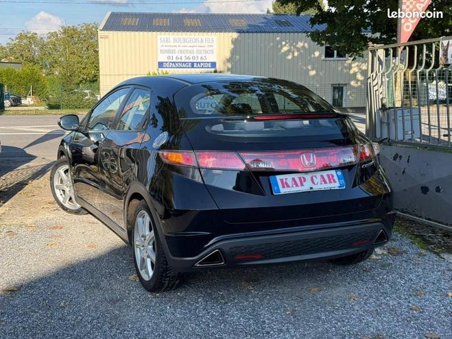 Honda Civic VIII 2.2 i-CTDi Sport Navi FAP 5p Noir de 2008