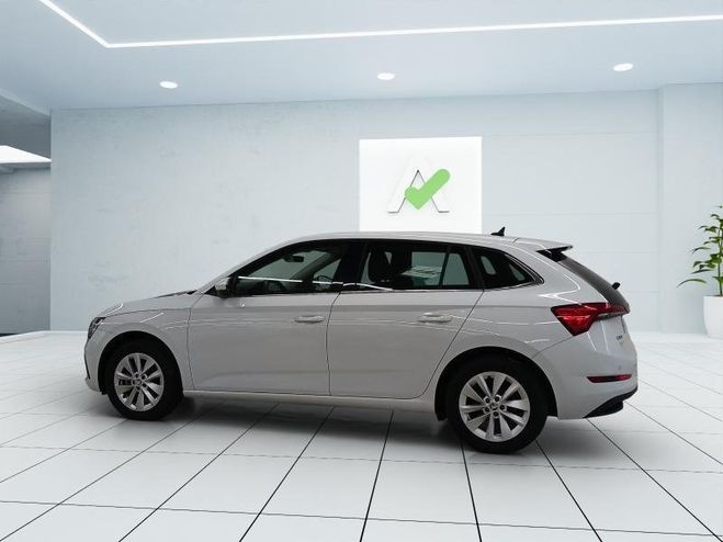 Skoda Scala 1.0 TSI Evo 110ch Ambition Moon White Metallic de 2024
