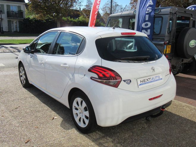 Peugeot 208 1.0 PURETECH LIKE 5P Blanc de 2015