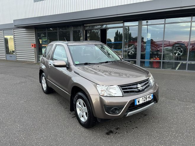 Suzuki Grand Vitara 2.4 L VVT 166 CV Marron de 2013