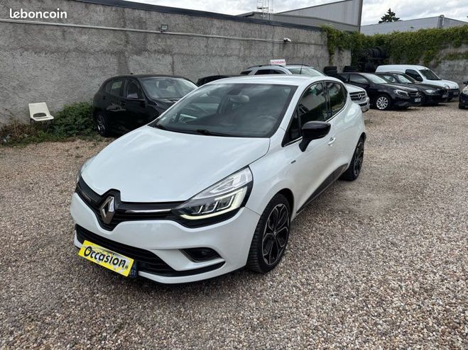 Renault Clio 1.5 dci 90 ch bosse Blanc de 2018