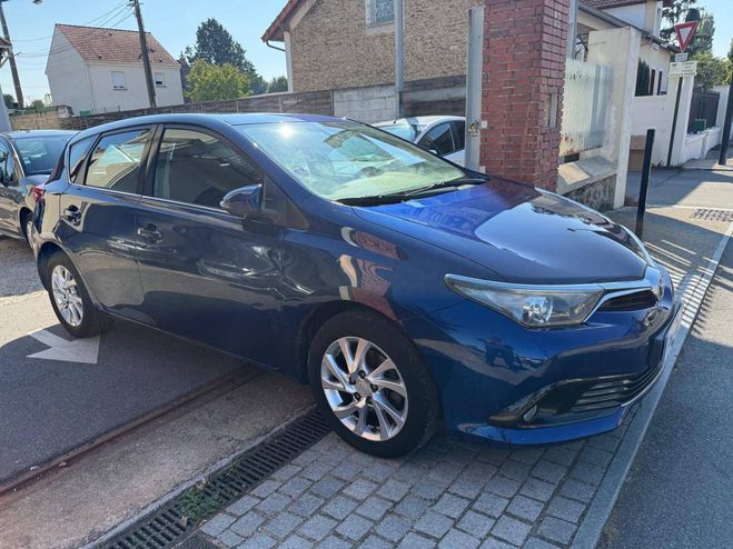 Toyota Auris II 1.2T 116 Dynamic BLEU F de 2015