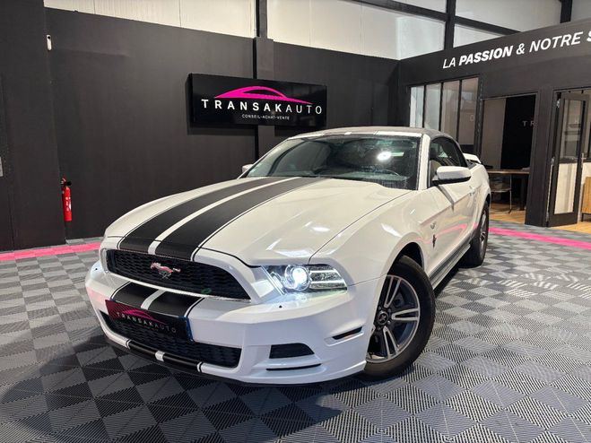 Ford Mustang V6 cabriolet Blanc de 2013