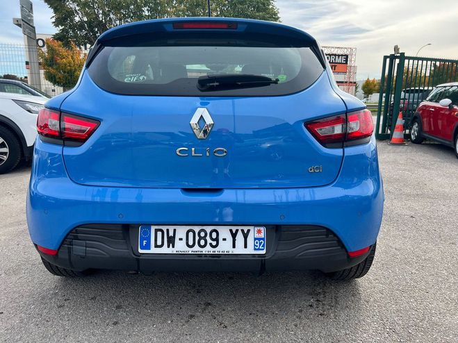 Renault Clio IV 1.5 DCI 90 ENERGY BUSINESS ECO2 82G Bleu clair de 2015