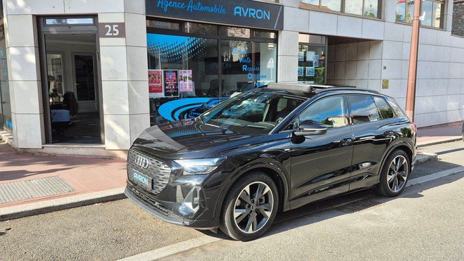 Cliquer pour voir la photo suivante Audi Q4 E-Tron 40KW 1er Main Noir Verni de 2023
