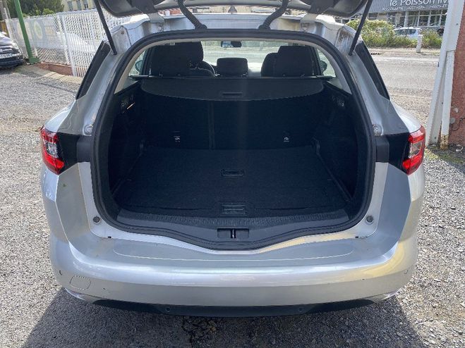 Renault Megane IV Estate 1.3 TCe 140 Business Gris de 2020