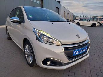  Voir détails -Peugeot 208 Allure-TOIT.PANO-GPS-BLUETOOTH-GARANTIE. à Cuesmes (70)
