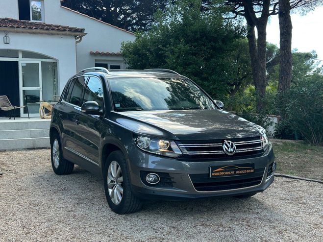 Volkswagen Tiguan 2.0 TDI 140 BlueMotion Sportline / 1RE  Gris de 2013