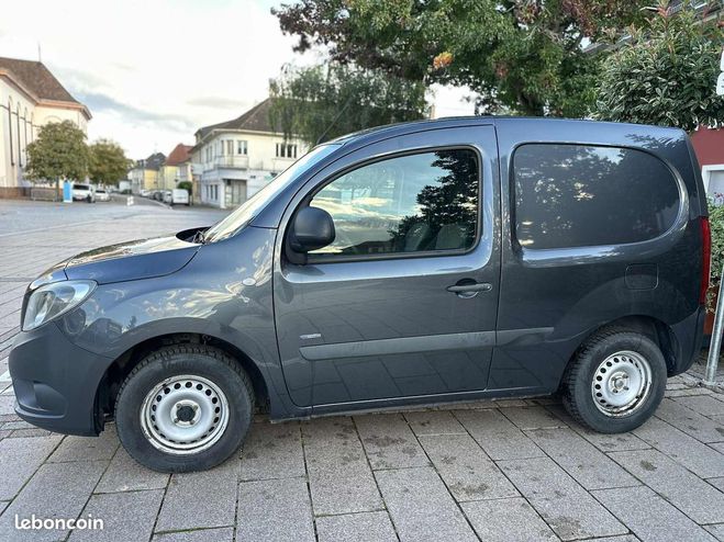 Mercedes Citan benz fourgon 109 cdi compact 2016 Gris de 2016