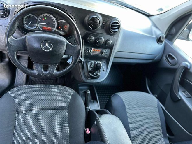 Mercedes Citan benz fourgon 109 cdi compact 2016 Gris de 2016
