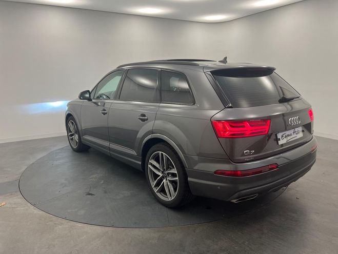 Audi Q7 3.0 V6 TDI Clean Diesel 272 Tiptronic 8  Gris Mtallis de 2018