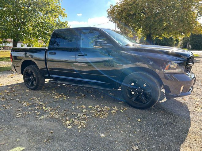 Dodge Ram 1500 SPORT 5,7L V8 HEMI 400ch - 39900? T  de 2017