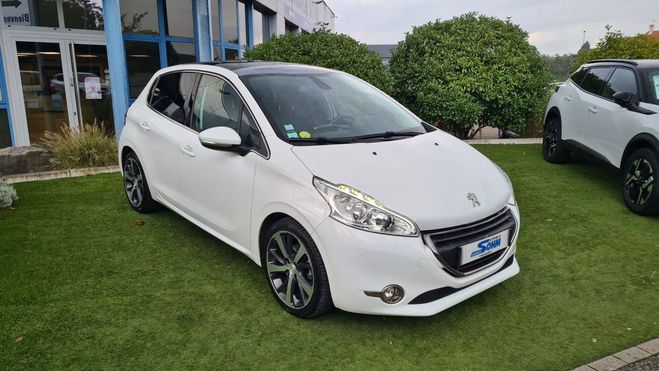Peugeot 208 1.6 E-HDI115 FAP FELINE 5P Blanc de 2014