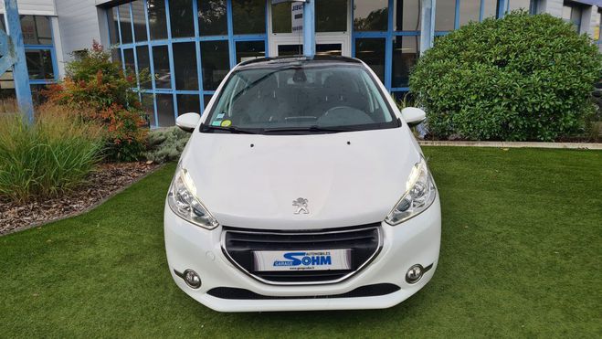 Peugeot 208 1.6 E-HDI115 FAP FELINE 5P Blanc de 2014