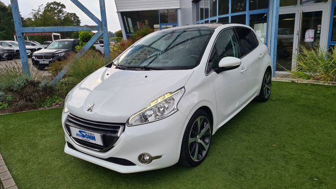 Peugeot 208 1.6 E-HDI115 FAP FELINE 5P Blanc de 2014