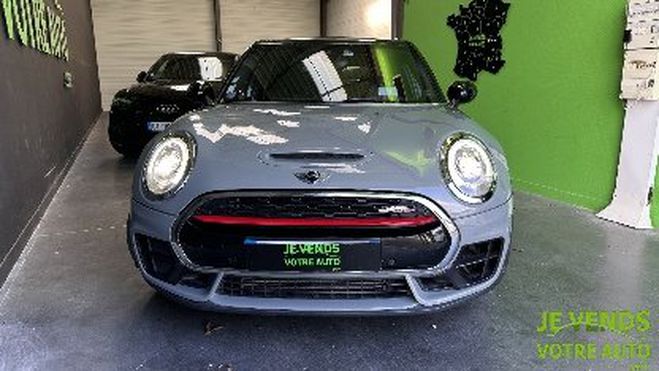Mini One 3 (F54) Clubman JCW 2.0 i 16V ALL4 231 c Gris de 2017
