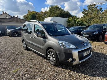  Voir détails -Peugeot Partner Tepee 1.6 hdi 112ch Outdoor Moteur fiabl à  Les Pavillons-sous-Bois (93)