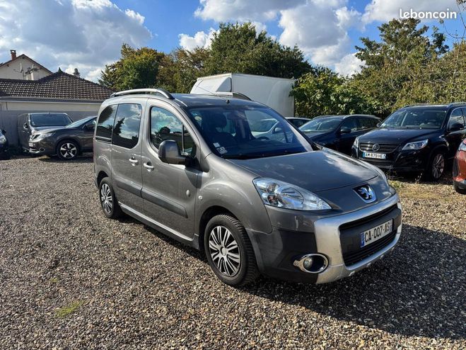 Peugeot Partner Tepee 1.6 hdi 112ch Outdoor Moteur fiabl Autre de 2012