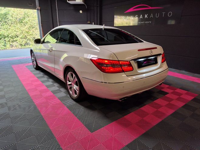 Mercedes Classe E COUPE 350 CDI BlueEfficiency Executive / Blanc de 2009