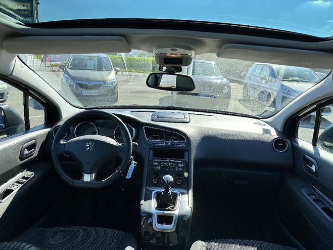 Peugeot 5008 1.6 HDi 112ch FAP BVM6 Allure 5pl  NOIR de 2011
