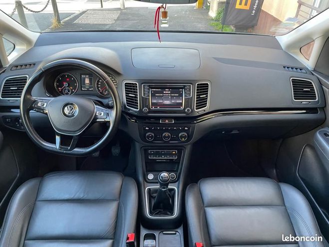 Volkswagen Sharan 2.0 TDI 150Ch CARAT 7 PL TOIT OUVRANT SI Gris de 2016
