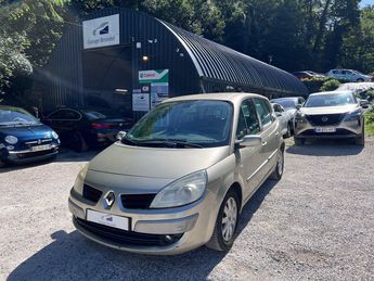  Voir détails -Renault Scenic 2.0i 135cv 1re main à Sathonay-Camp (69)