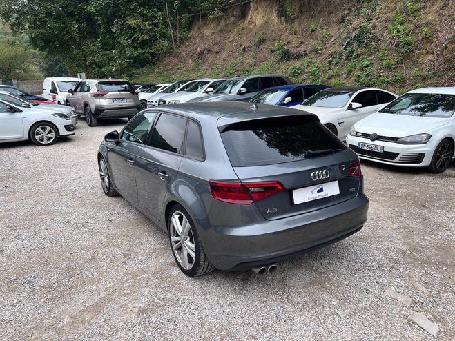 Audi A3 (8V) Sportback 2.0 TDi 150cv S-Line BVA Gris de 2015