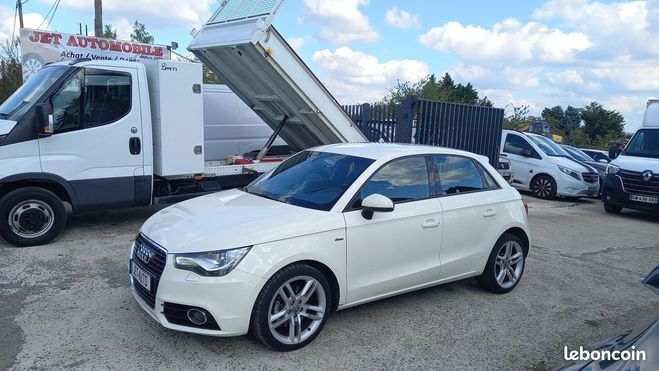 Cliquer pour voir la photo suivante Audi A1 Sportback 1.6 TDI 105 S line Blanc de 2013
